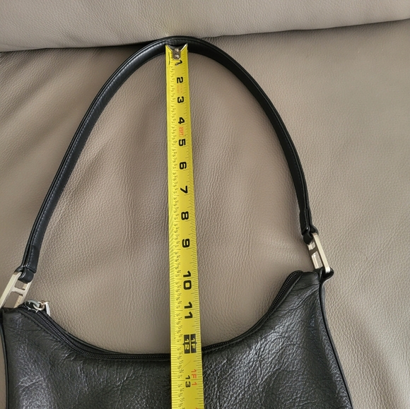 Coletta Black Leather Shoulder Bag Purse Zip Closure Single Strap - Picture 10 of 12